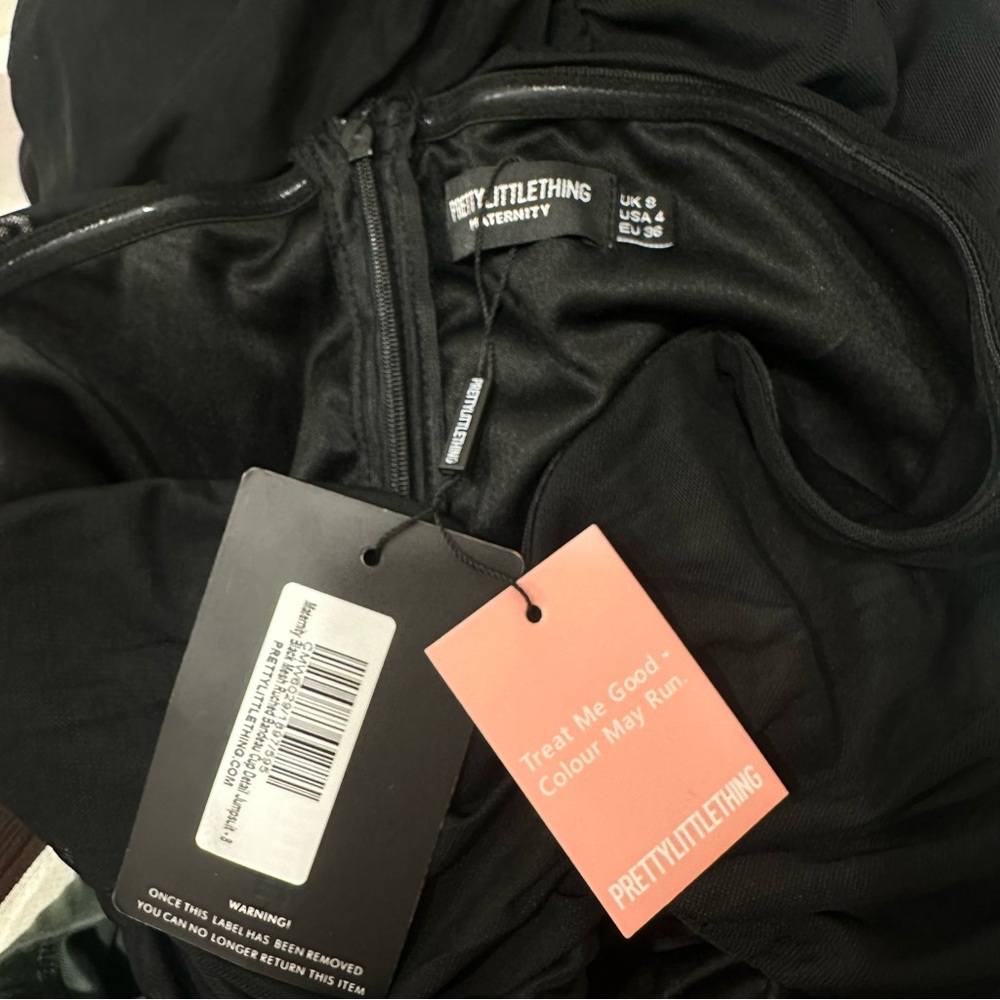 PrettyLittleThing maternity NWT Black Strapless Ruched Jumpsuit size 4 / small - Picture 2 of 3